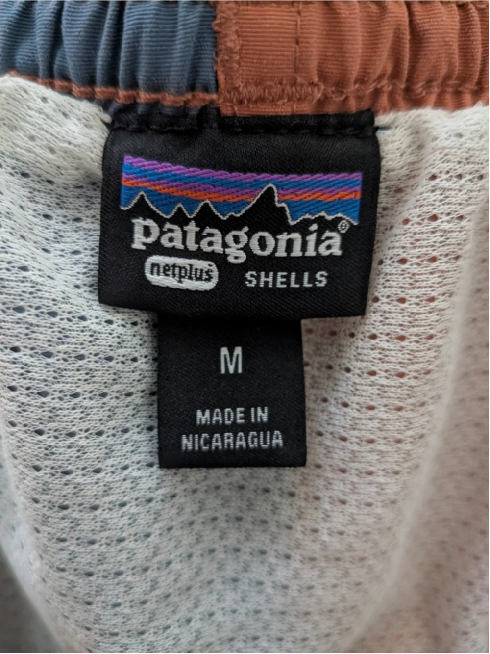Patagonia Baggies Colorblock Shorts Men's M NWOT Blue Pink 5